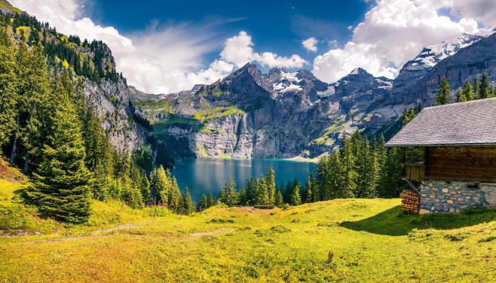 Experience the Beauty of Heaven on Earth: Explore Switzerland